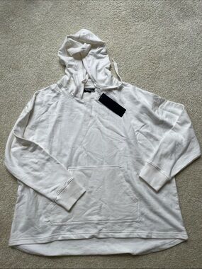 Mono B Men’s White Hooded Pullover